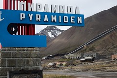 Welcome to Pyramiden!
