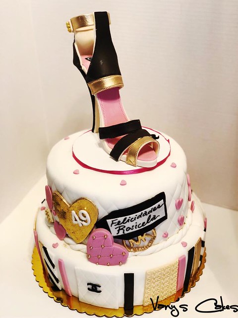 Shoe Cake by Vany's Cakes