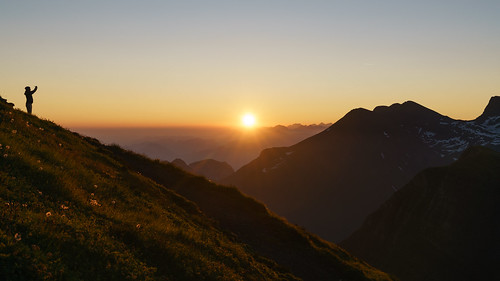 sunrise sonnenaufgang berge mountains gebirge mountain swissalps switzerland schweiz schweizeralpen panorama wandern hiking trekking