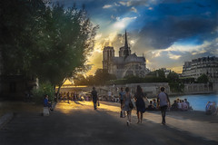 Paris Notre Dame sunset - Photo of Paris 17e Arrondissement