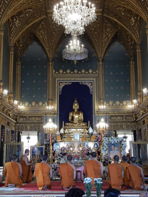 Más Bangkok: Wat Suthat, Golden Mount, Jim Thompson, Santuario Erawan y Patpong - TAILANDIA POR LIBRE: TEMPLOS, ISLAS Y PLAYAS (10)
