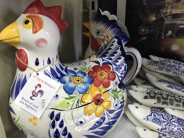 portugal 028 ceramic hen
