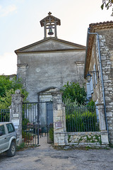 A walk round Lussan - Photo of Tharaux
