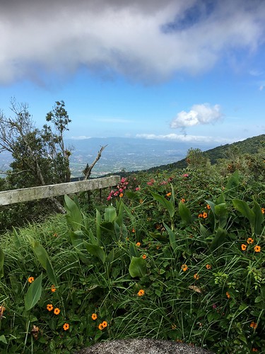 poas costarica view valley
