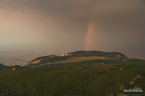 bighornmountains bighornnationalforest wyoming summer august nikond750 smoky tamron2470mmf28 blackmountain top summit stormy storm thunderstorm evening clouds sunset colorful color rainbow bow rain virga scenic view walkermountain