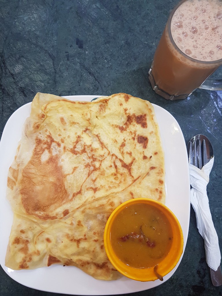 印度蛋煎面包 Roti Telur rm$3.30 & 印度奶茶 Teh Tarik rm$2.35 @ Original Penang Kayu Nasi Kandar SS2/10