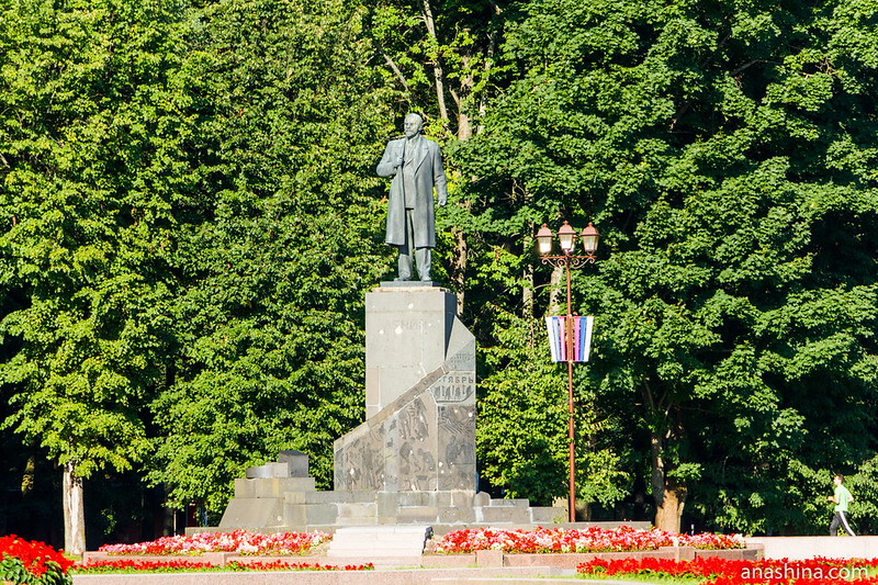 Памятник Ленину, Великий Новгород