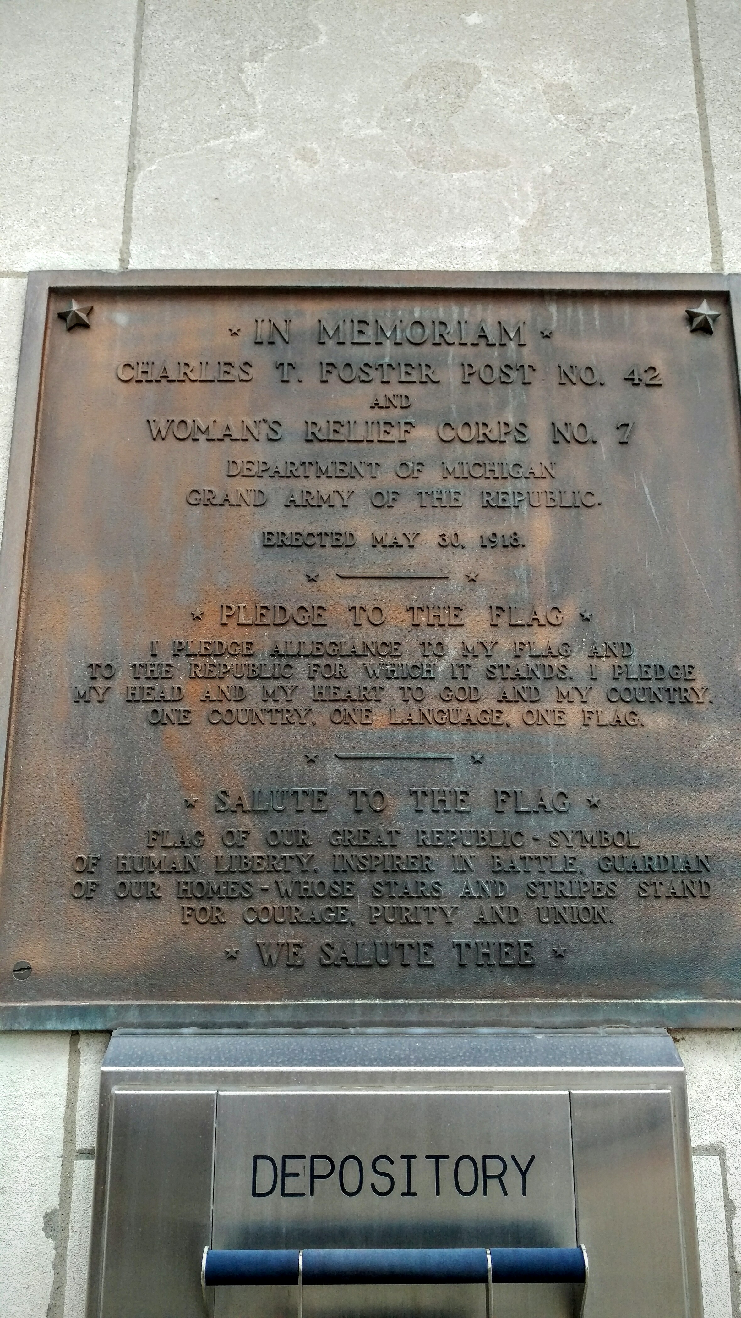 A plaque in Lansing, MI, dated 1918, listing the Balch Pledge, which was used parallel to the Bellamy Pledge until the National Flag Conference in 1923.