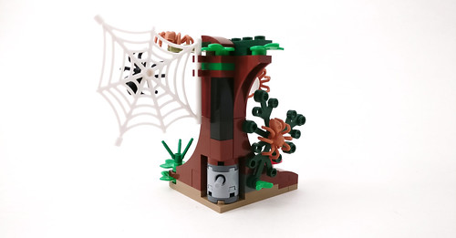 LEGO Wizarding World Harry Potter Aragog's Lair (75950)