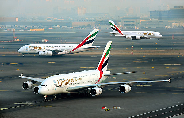 Emirates A380-Triple-Launch (Emirates)