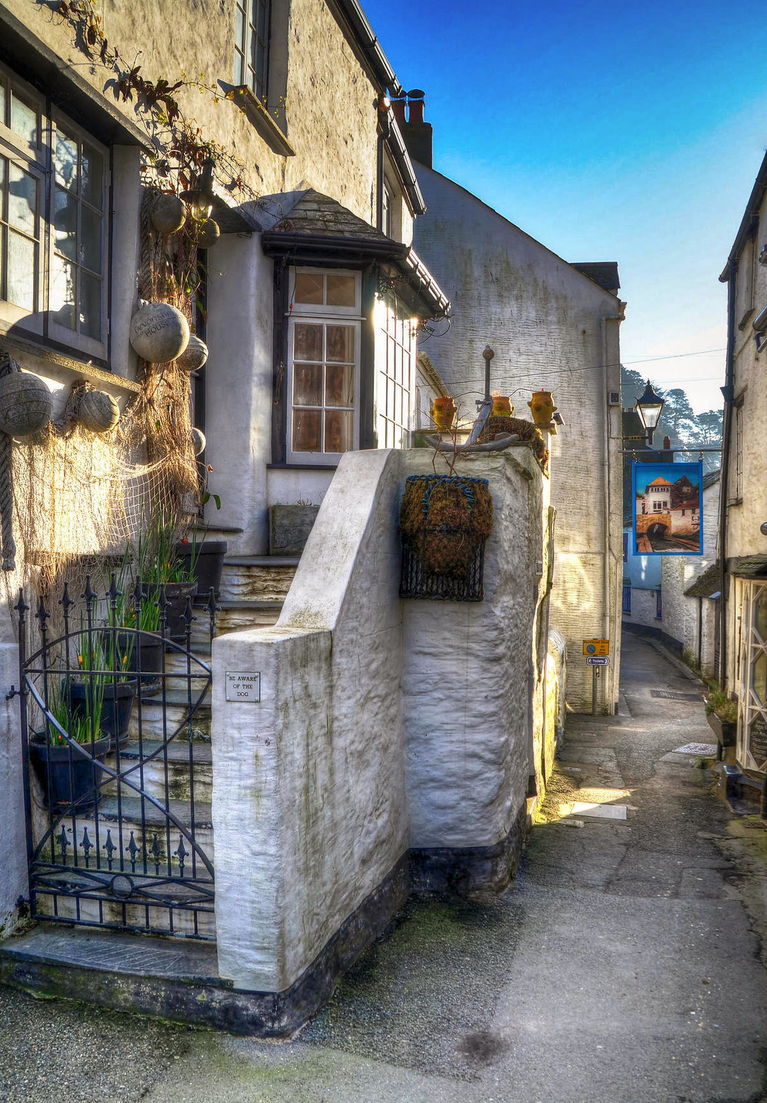 Fisherman's cottage, Polperro, Cornwall. Credit Baz Richardson, flickr