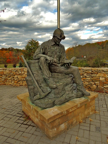 quecreek mine rescue somerset county georgeneat patriotportraits neatroadtrips scenic landscapes monument 9for9 pa pennsylvania miners