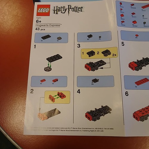 LEGO Harry Potter Barnes & Noble Hogwarts Express