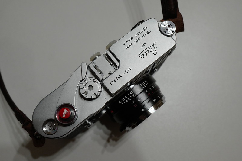Voigtlander NOKTON Classic 40mm f1 4+Leica M3外観上