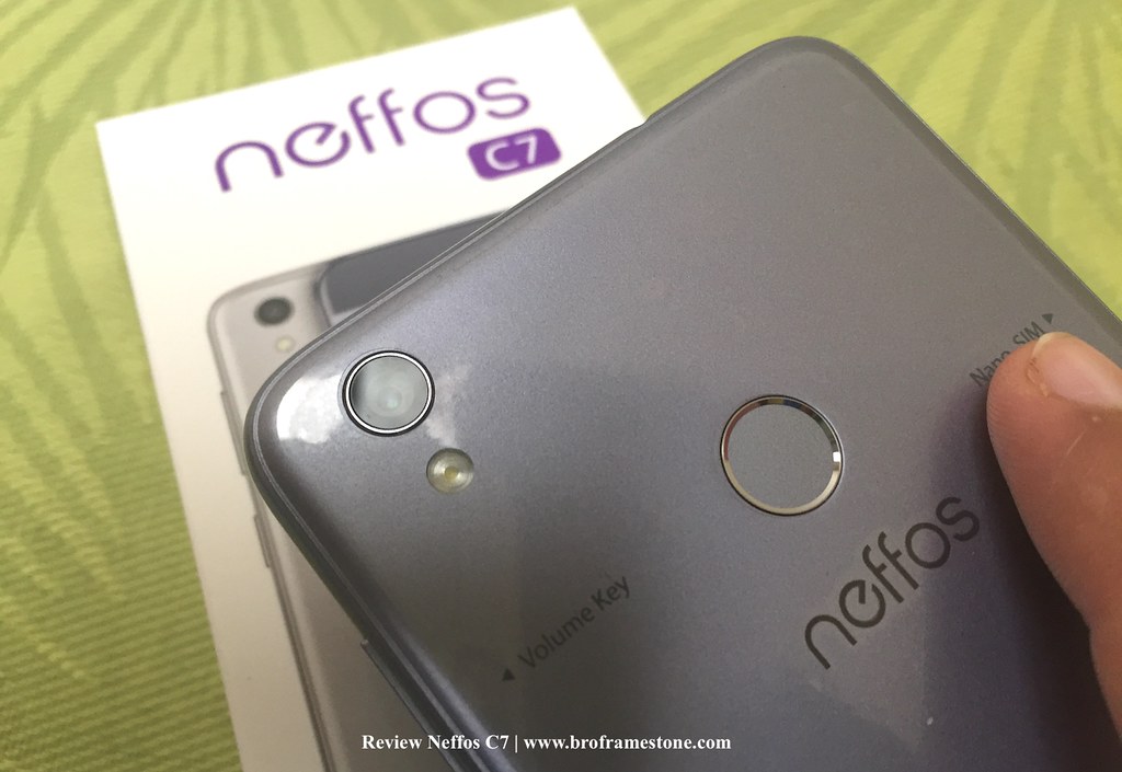 Review Neffos C7