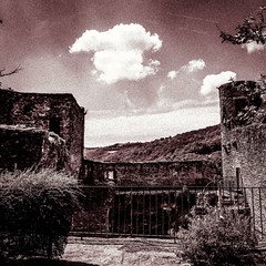Forteresse - Photo of Goutrens