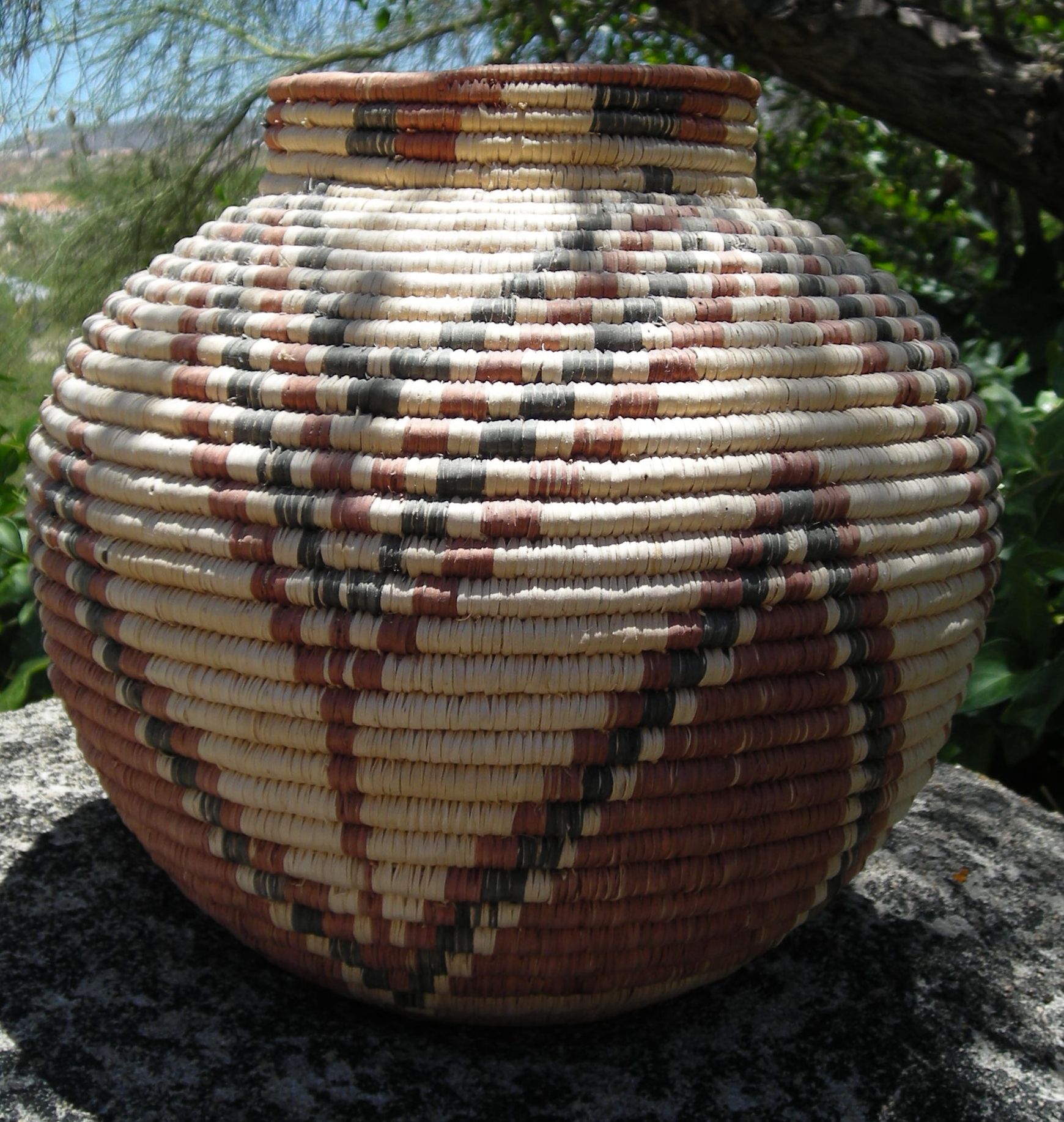 A Seri basket of the haat hanóohcö style, Sonora, Mexico. Photo taken on June 19, 2007.