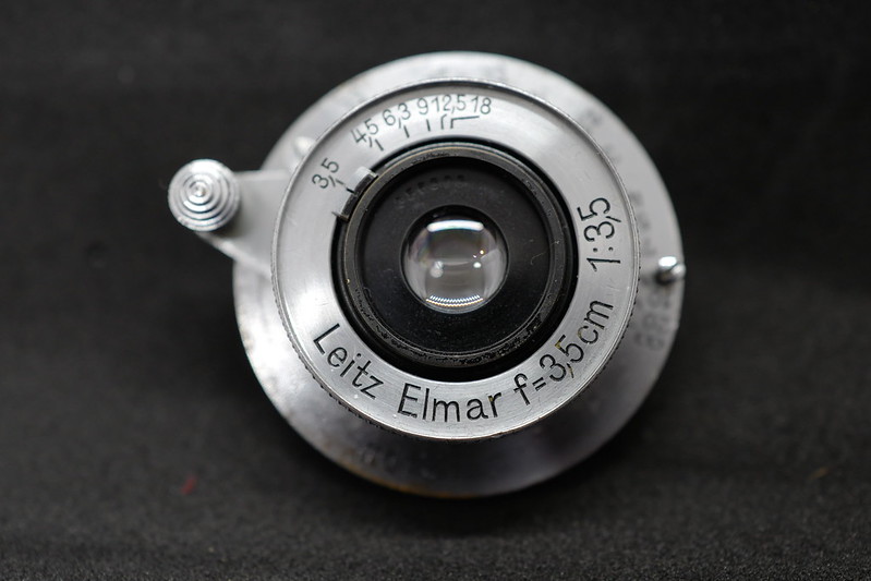 中古カメラ屋巡りでハイな勢いで、Leitz Elmar 35mm f3.5をお迎えなの 
