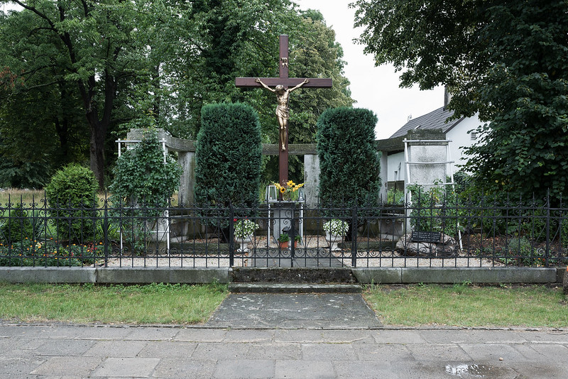 1914-1918 war monument coverted into chapel, Borów/Markt-Bohrau, 10.07.2018