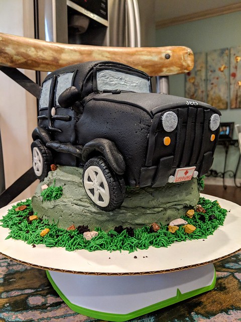 Jeep Cake by Brandi Dornon