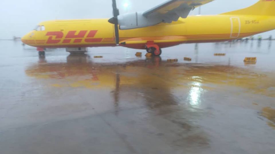 L'Aéroport International Blaise Diagne submergé par les fortes pluies, des avions cloués au sol et même détruits (12)
