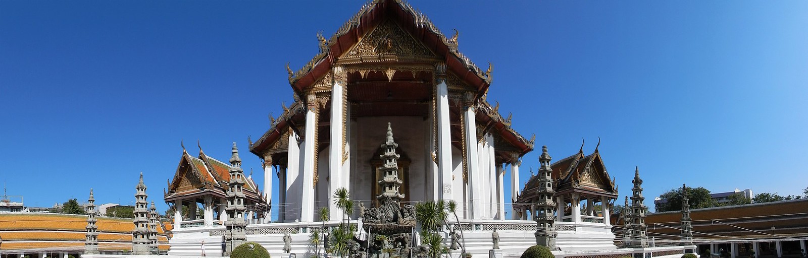 Más Bangkok: Wat Suthat, Golden Mount, Jim Thompson, Santuario Erawan y Patpong - TAILANDIA POR LIBRE: TEMPLOS, ISLAS Y PLAYAS (26)