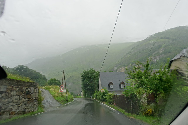 4. Aveyron: Bozouls, Conques. - De viaje por Francia: diarios, viajes y excursiones en coche. (2)