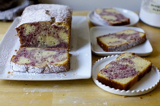 marbled raspberry pound cake