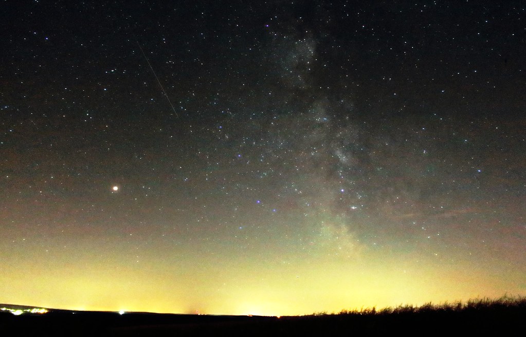 Perseid meteor #1, planet Mars & Milky way galaxy