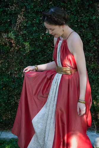 The Fashionable Past: A Game of Thrones King's Landing/Handmaiden Dress