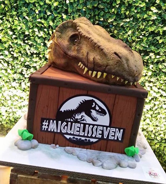 Jurassic World Cake by Margie Mariano of Tootie cupcakes