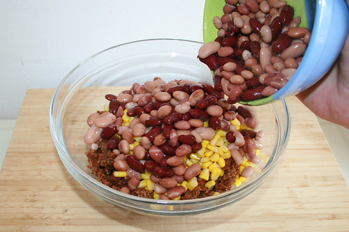 25  -Mais & Bohnen addieren / Add corn & beans
