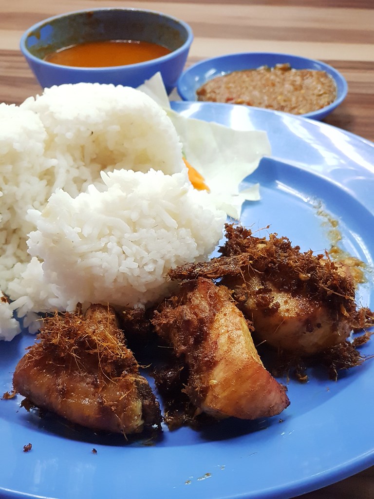 Nasi Kak Wok $6.50 @ Restoran FZ at PJ Phileo Damansara