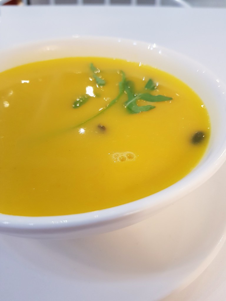 南瓜汤配松子 Pumpkin Soup w/Pine Nuts rm$9.30 @ Le Food Subang SS18
