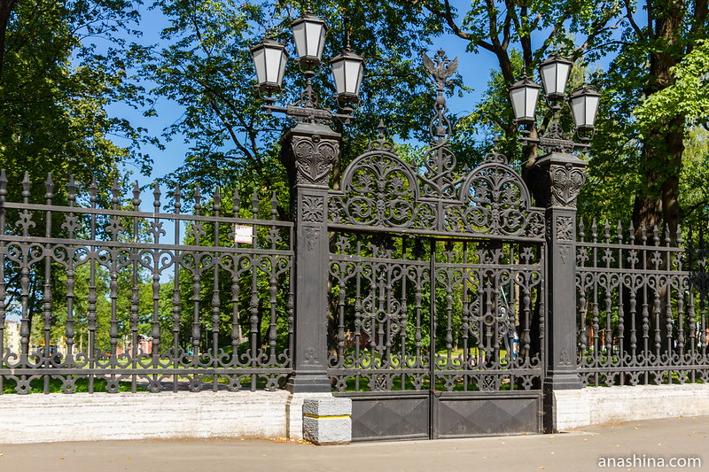 Чугунная ограда Летнего сада, Кронштадт
