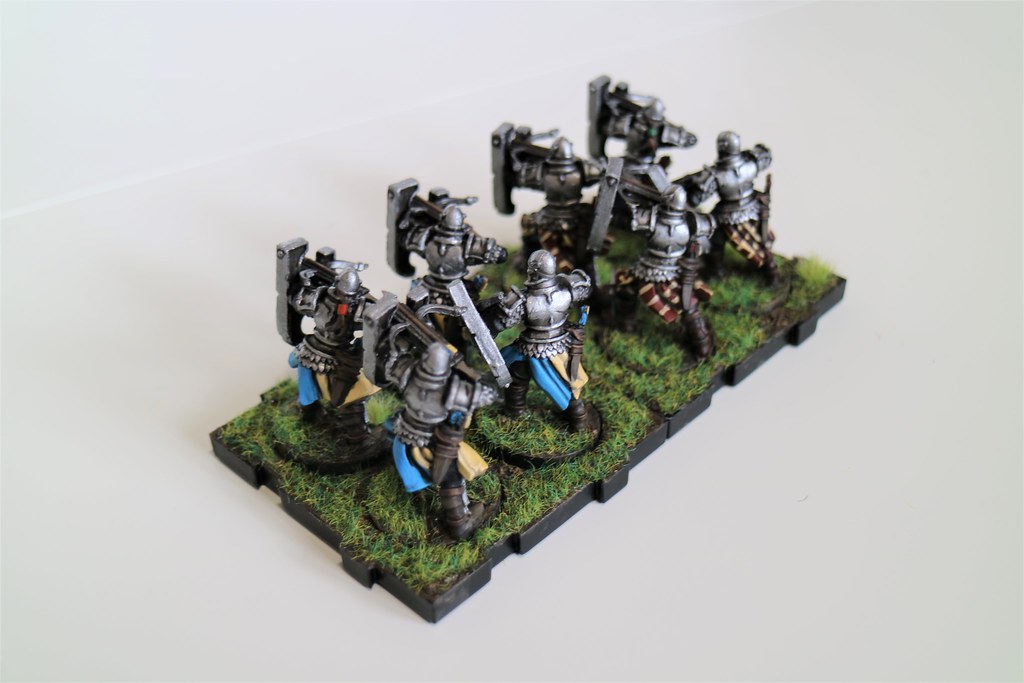 Runewars Miniatures Daqan Crossbowmen Back