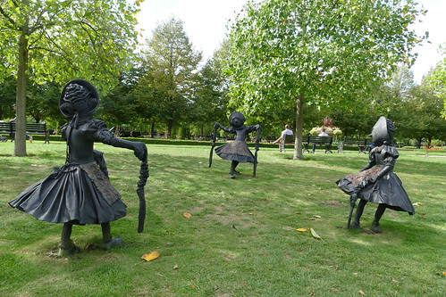 'Dancing Clog Girls 1-3' by Laura Ford, Frieze Sculpture 2018, Regent's Park