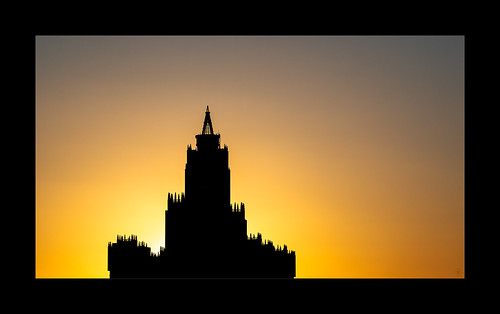 sun sunset black travel reise journey buidling gebäude kasachstan astana kazakhstan architecture architektur architectuur architettura nice beautiful castle house haus city urban backlight