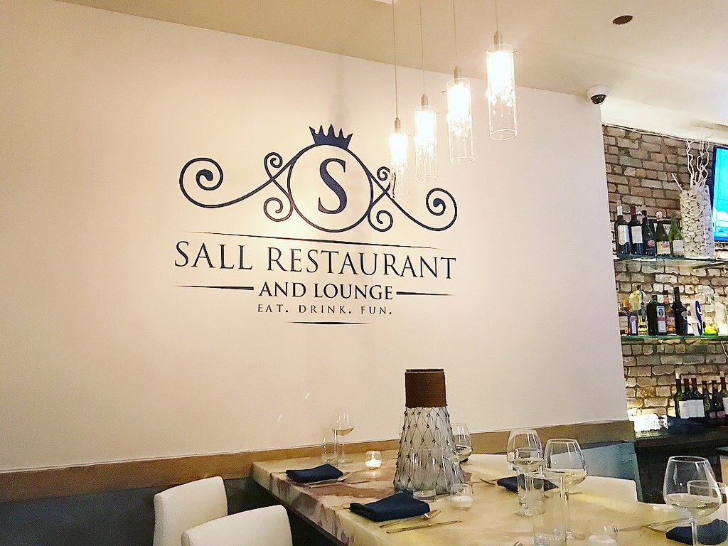 Sall Restaurant and Lounge (12)