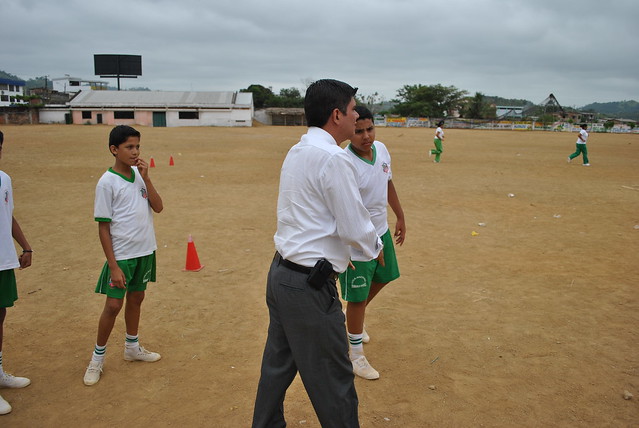 Alcalde en Colegio Amazonas