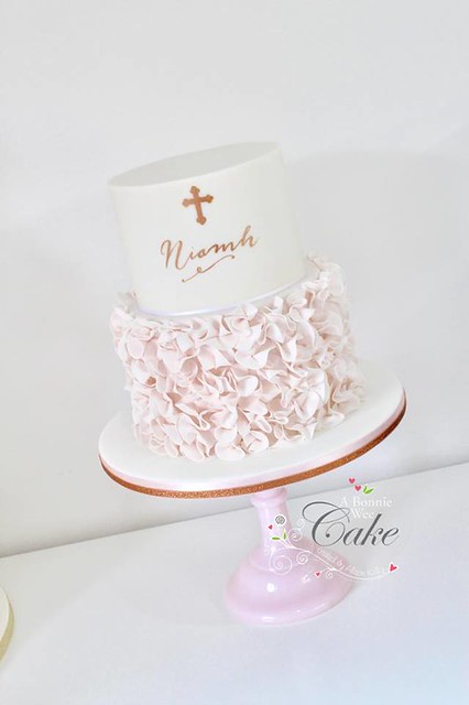 Cake by A Bonnie Wee Cake
