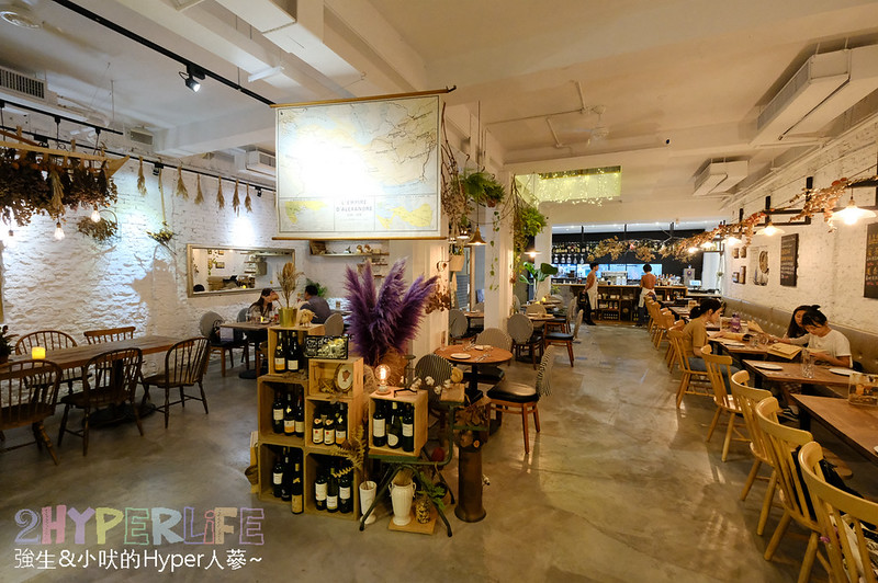 RISO RISO里頌地中海餐酒館| 氛圍慵懶迷人、餐點也美味用心的勤美商圈周邊美食，有多人套餐可以選擇哦！ @強生與小吠的Hyper人蔘~