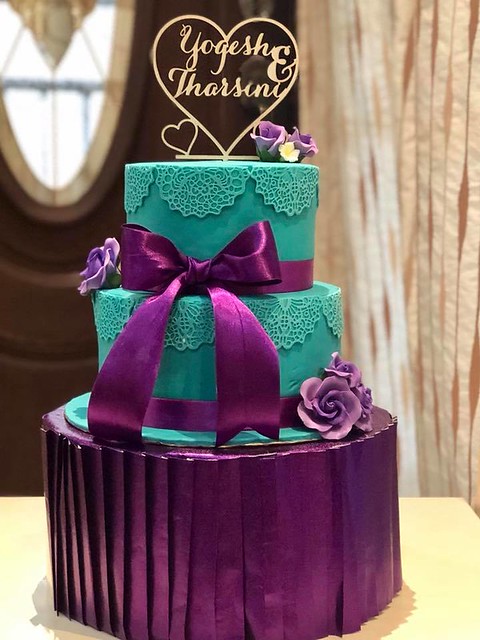 Cake by Anniekins Cakehouse