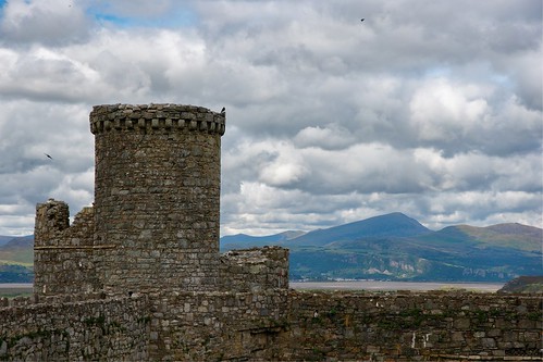 castle wales buiding ruin mountains sea sky harlech cadw tower wall nikon d500