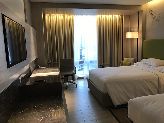 Marriott Hotel, bedroom