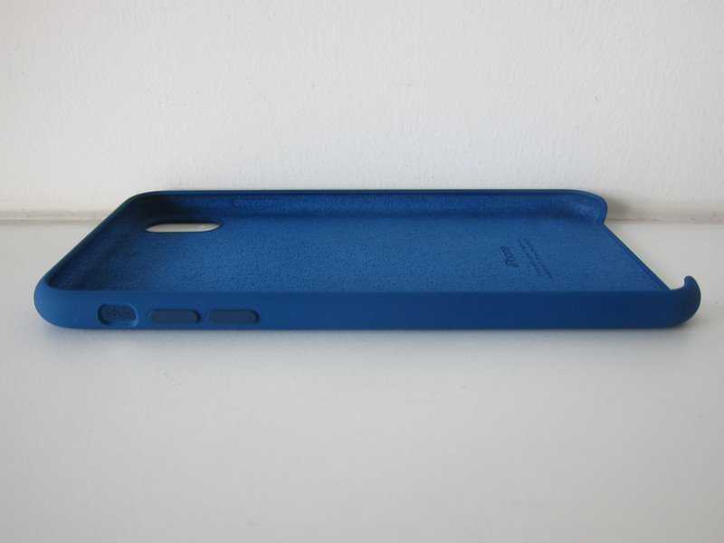 Apple iPhone XS Max Silicone Case - Left
