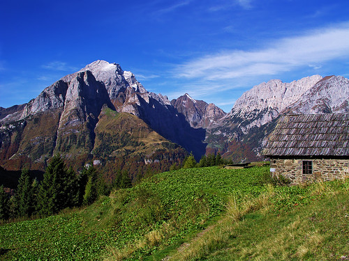 austria carnicalps outdoors hiking landscape mountain cellon kollinkofel alpinemeadow
