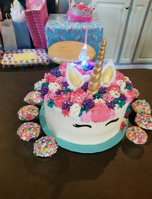 Cake by Stephanie Wilson of Pretty Baked Cakes& More