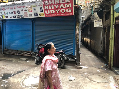 Mission Delhi – Poonam Malik, Chawri Bazaar