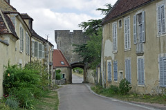 Druyes-les-Belles-Fontaines (Yonne) - Photo of Molesmes